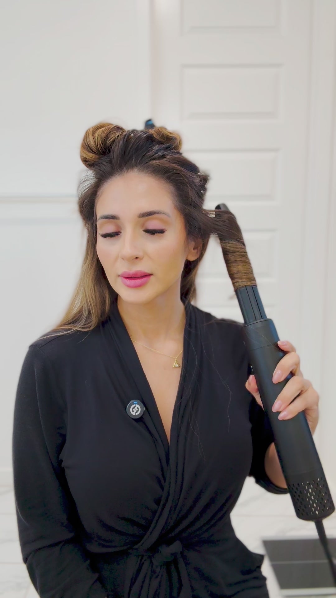 Load video: L&#39;Brise Multi-Styler™ | All Hair Types